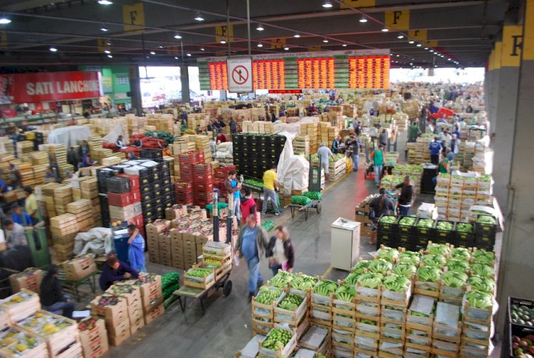 Chuvas e manifestação provocam aumento no preço dos hortigranjeiros