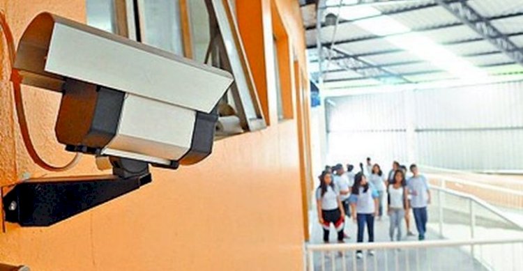 Lei municipal exige monitoramento de câmeras em órgãos públicos