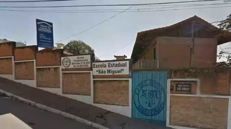 Irmãs levam faca para escola e deixam dois alunos feridos