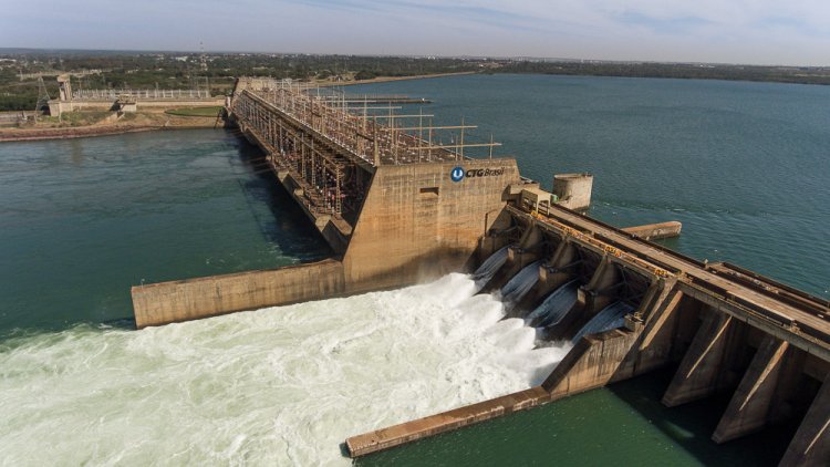 Comitê manda reter água em hidrelétricas para garantir o nível do Lago de Furnas