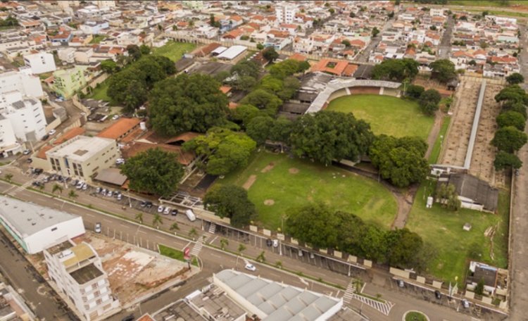 Em 15 de maio de 1938 era fundada a Associação Rural de Passos