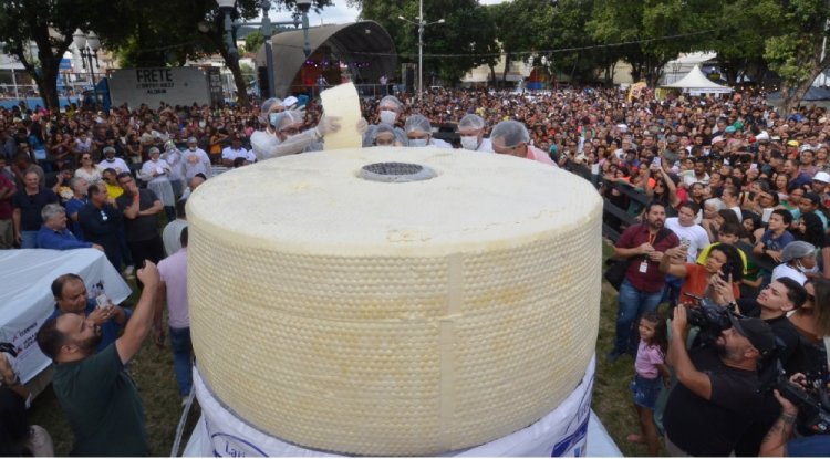 Ipanema tem recorde de maior queijo do mundo