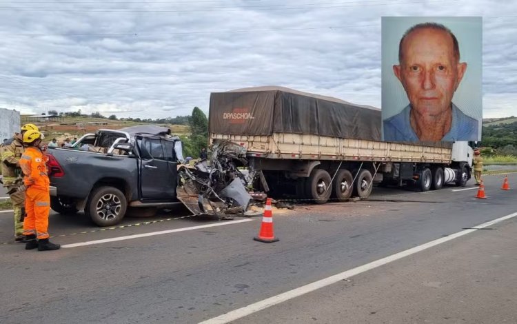 Agricultor morre após bater caminhonete na traseira de carreta na MG-050