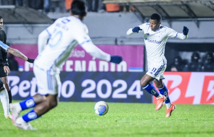 Cruzeiro e Red Bull Bragantino se enfrentam com o mesmo objetivo