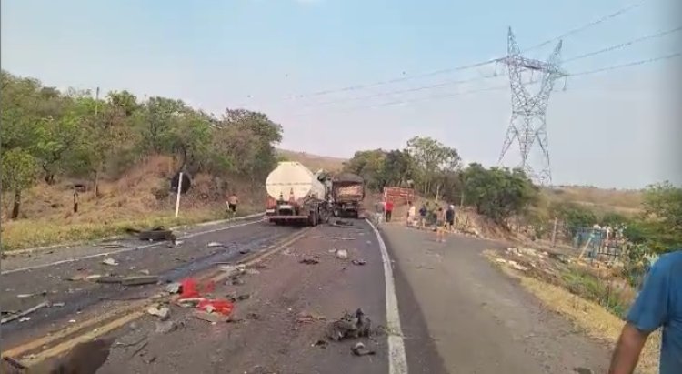 Transbordo de carga de etanol interrompe tráfego de veículos na MG 050