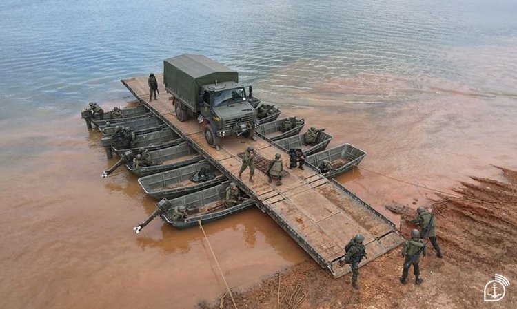 Em Furnas, Marinha lidera operação militar com mais de mil fuzileiros navais