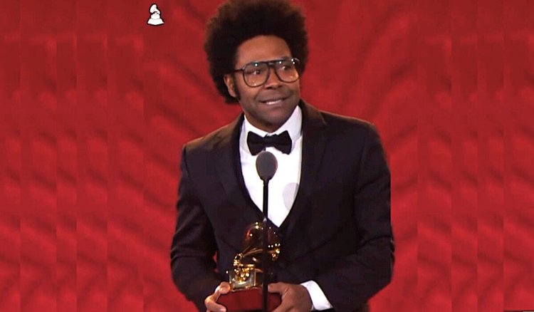 Passense Thalles Roberto vence Grammy Latino de música cristã