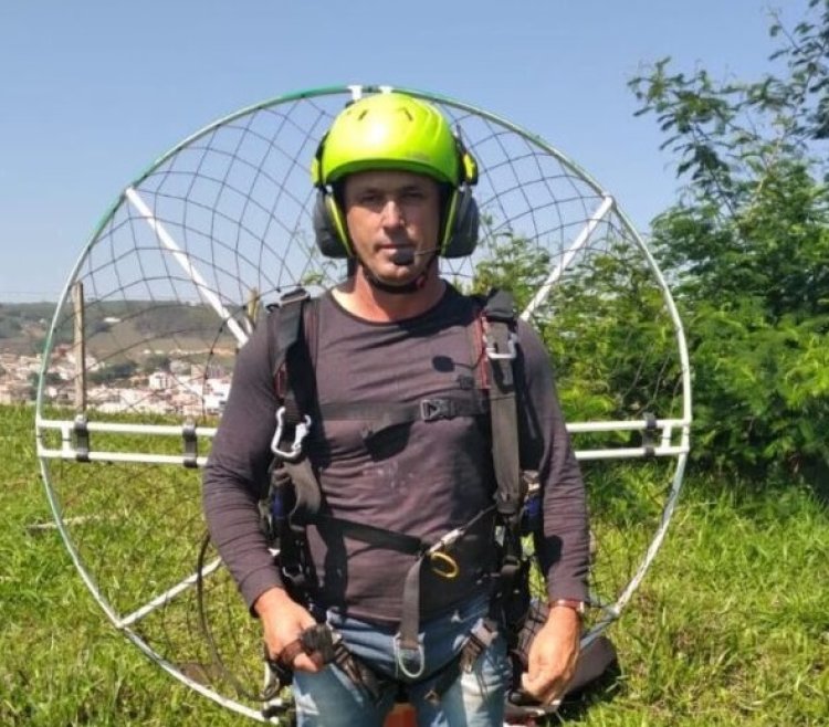 Empresário morre após cair de paramotor no Lago de Furnas