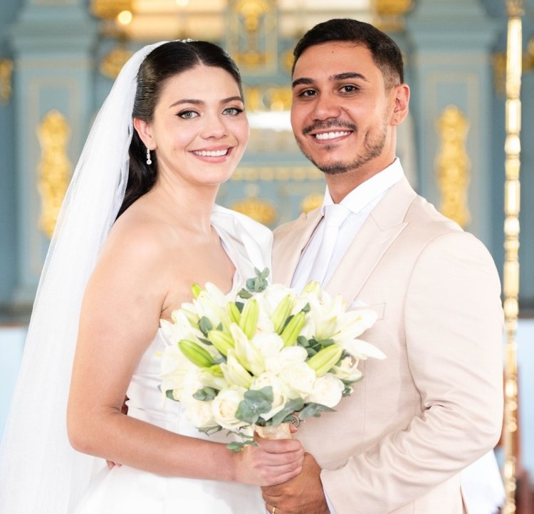 Amanda e Eduardo se casam na Capela da Penha