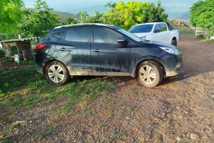 Operação do Gaeco faz apreensão de dinheiro e veículos e uma prisão em flagrante