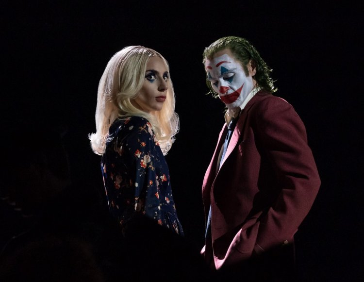 Coringa 2: Folie à Deux combina loucura e música em Gotham no Max