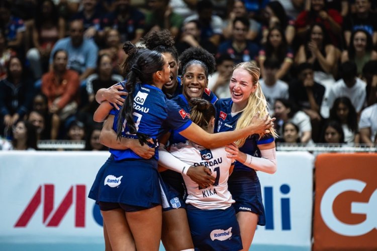 Minas e Praia Clube no mundial de Clubes Feminino de Vôlei