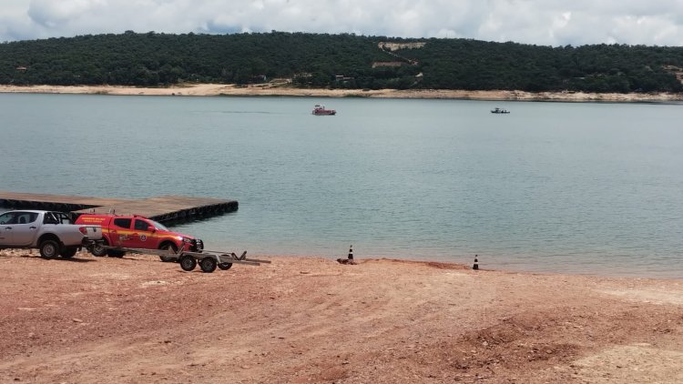 Familiares exigem localização de homem que se jogou da balsa no Porto de Guapé