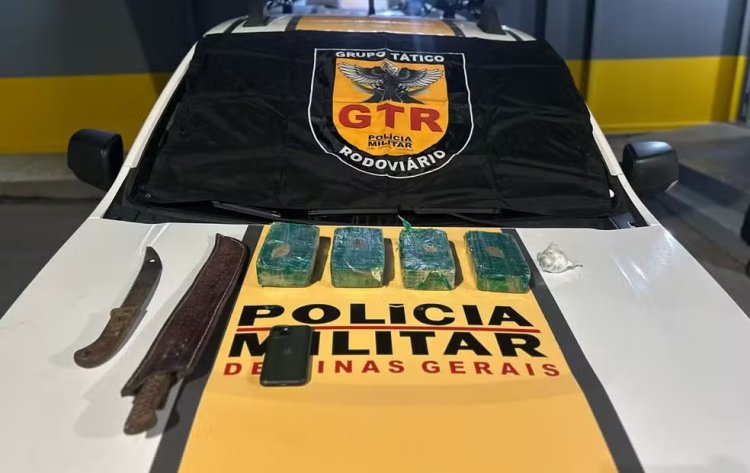 Motorista fura blitz, joga sacola com droga pela janela e é preso na MG-050